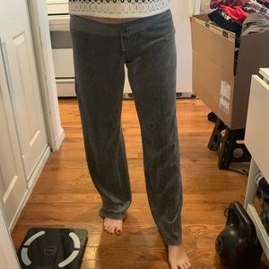 JUICY COUTURE VELOUR PANTS